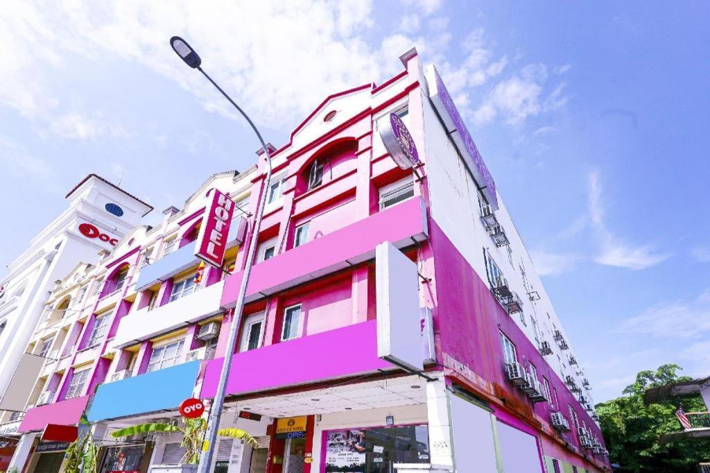 Oyo 90486 New Station Hotel Klang Exteriör bild
