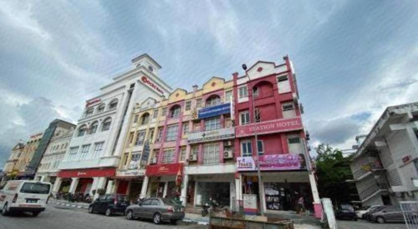 Oyo 90486 New Station Hotel Klang Exteriör bild